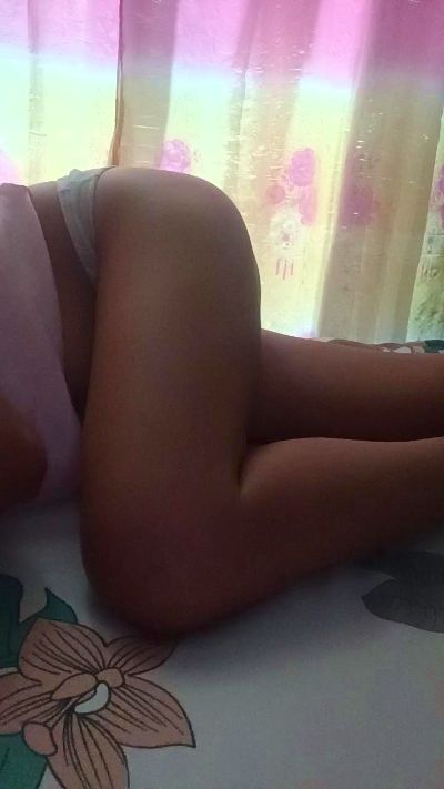 wild_starlet live cam on Cam4