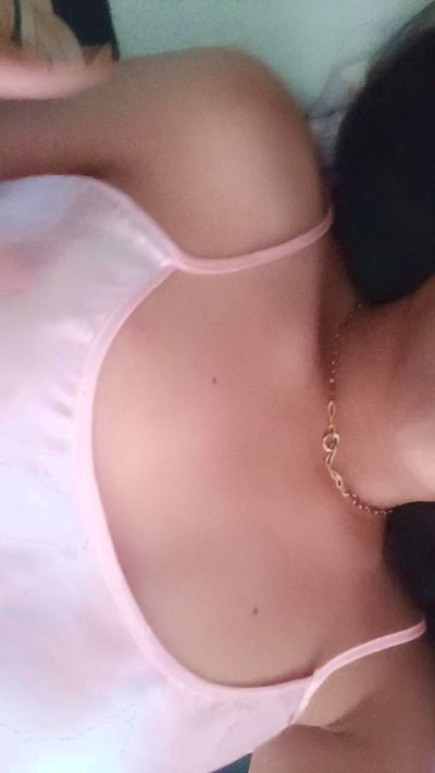 wild_starlet live cam on Cam4