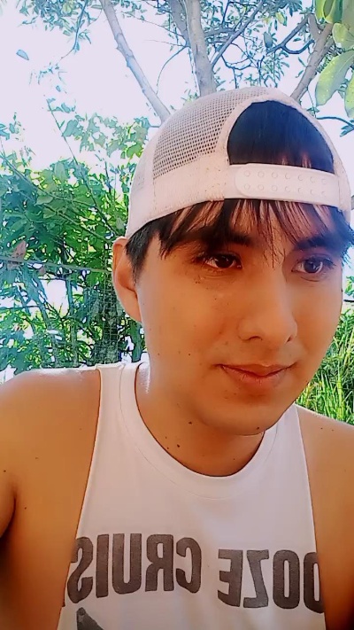 wildwolfhot live cam on Cam4