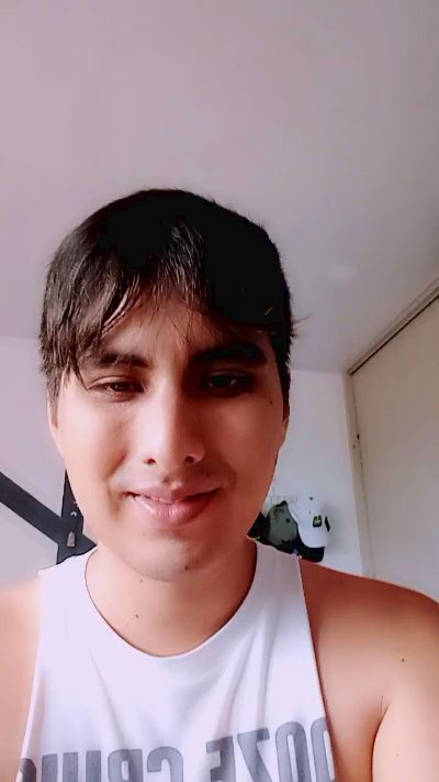 wildwolfhot live cam on Cam4
