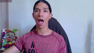 willy_veins live cam on Cam4