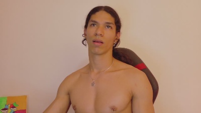 willy_veins live cam on Cam4