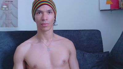 willy_veins live cam on Cam4