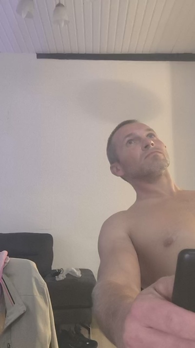 wins18xxx live cam on Cam4