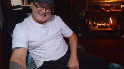wisconsindad live cam on Cam4