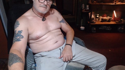 wisconsindad live cam on Cam4