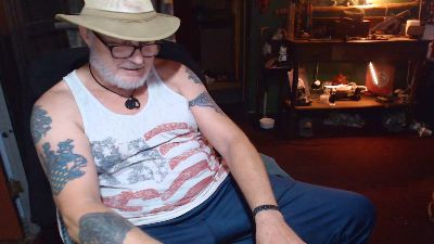 wisconsindad live cam on Cam4