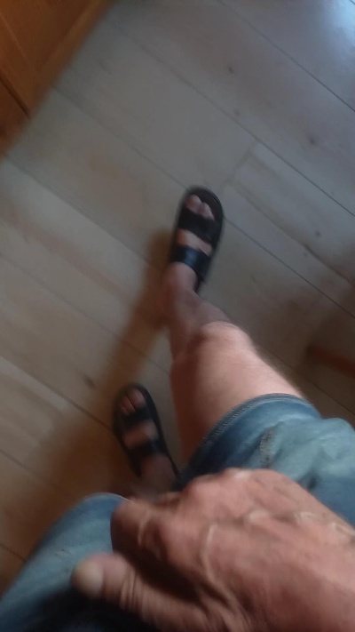 wolfi80 live cam on Cam4