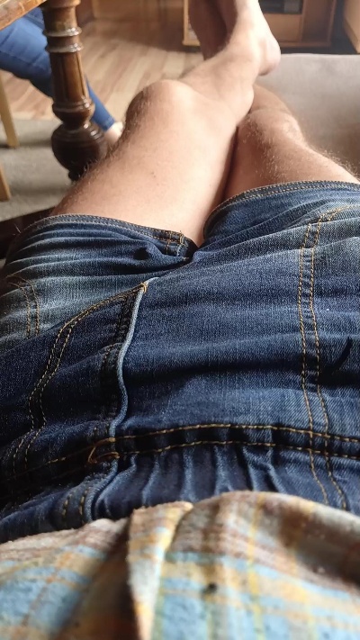 wolfi80 live cam on Cam4
