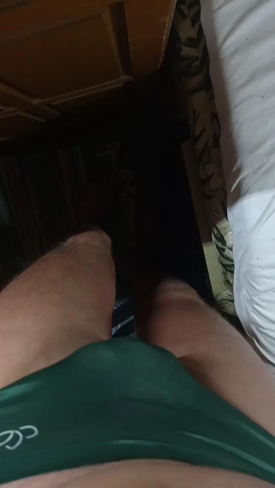 wolfi80 live cam on Cam4