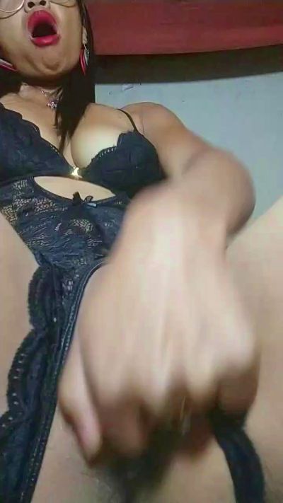 woman37 live cam on Cam4