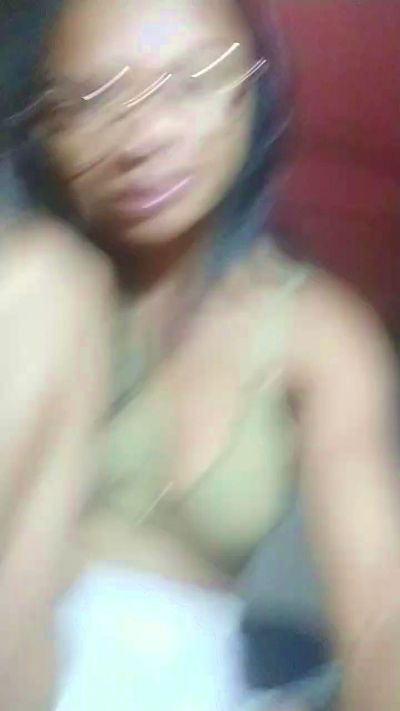 woman37 live cam on Cam4