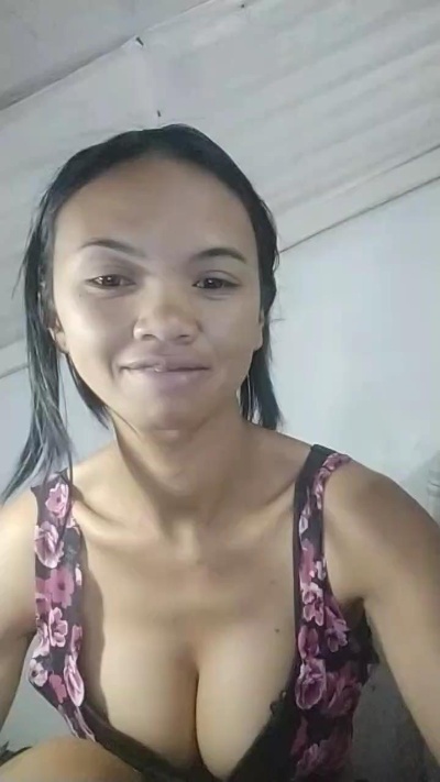 woman37 live cam on Cam4