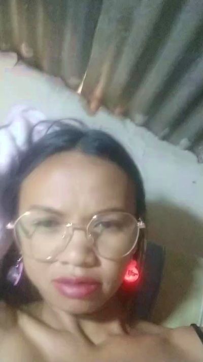 woman37 live cam on Cam4