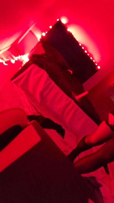 wowmesee live cam on Cam4