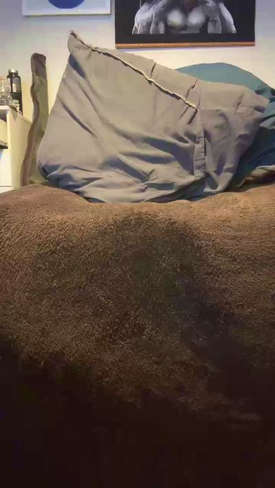 wriggla761 live cam on Cam4