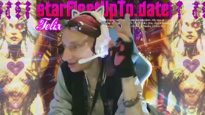 wwwstarfleetwtf live cam on Cam4