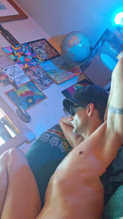 xRiven2099x live cam on Cam4