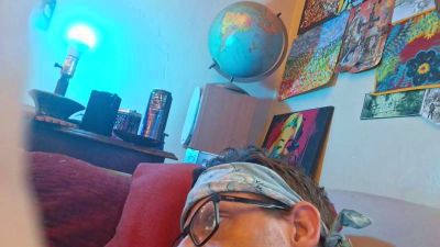 xRiven2099x live cam on Cam4
