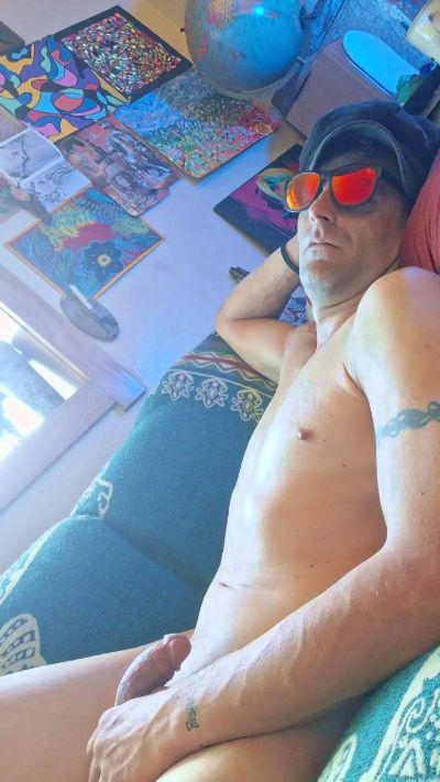 xRiven2099x live cam on Cam4