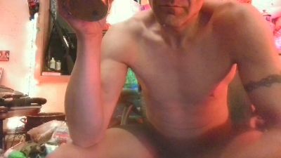 xRiven2099x live cam on Cam4
