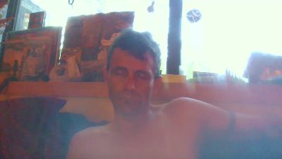 xRiven2099x live cam on Cam4