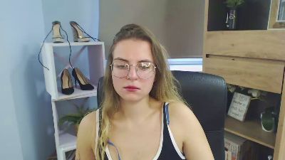 xZoey webcam