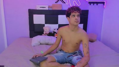 x_Guys_Lucky live cam on Cam4