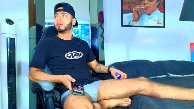xanderstone00 live cam on Cam4