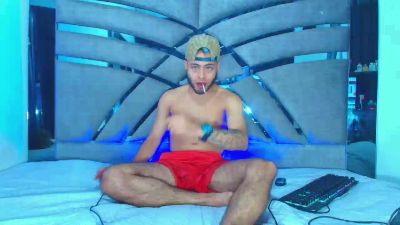 xanderstone00 live cam on Cam4