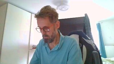 xawax001 live cam on Cam4