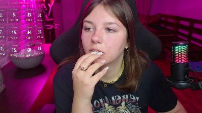 xnirvanax_fun live cam on Cam4