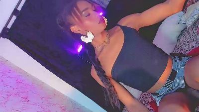 xsofiacastro live cam on Cam4