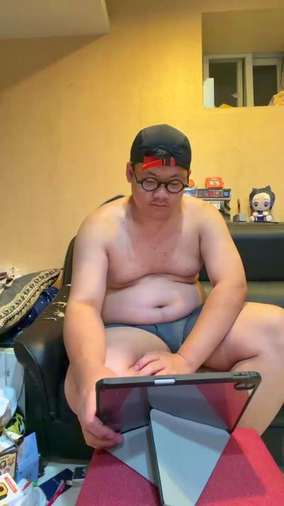 xuan04291005 live cam on Cam4