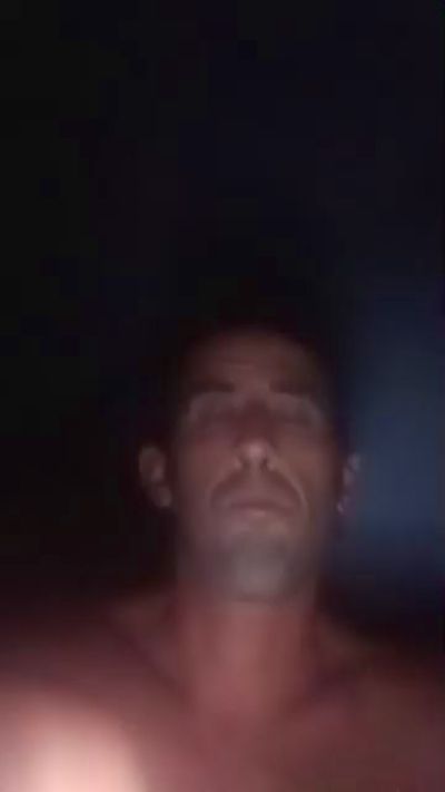 xulo40 live cam on Cam4