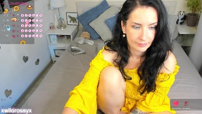 xwildrossyx live cam on Cam4