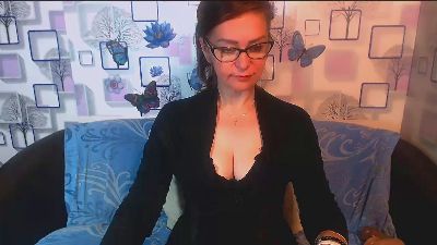 xxSexyMilfxx live cam on Cam4