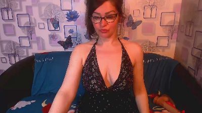 xxSexyMilfxx live cam on Cam4