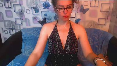 xxSexyMilfxx live cam on Cam4