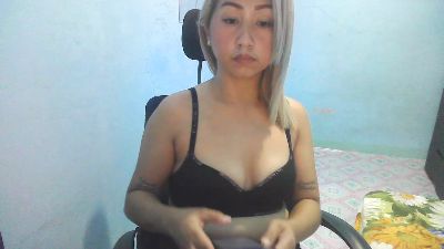 xxsugarpopxx live cam on Cam4