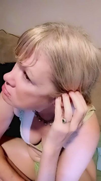 xxxangel43 live cam on Cam4