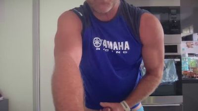 xxxironggxxx live cam on Cam4