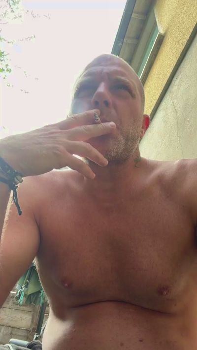 xxxironggxxx live cam on Cam4