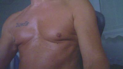 xxxvikingo live cam on Cam4