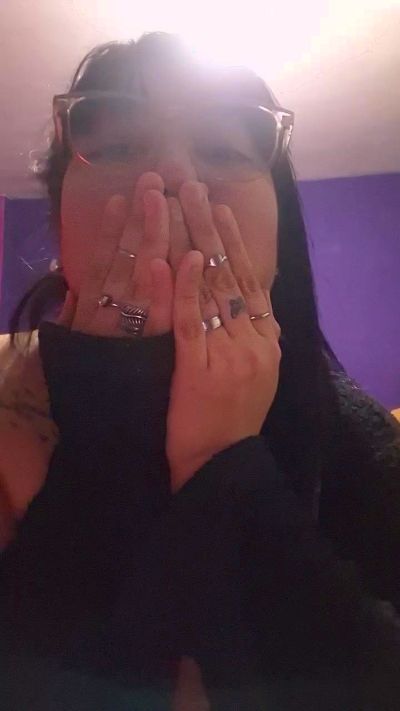 yamila36 live cam on Cam4