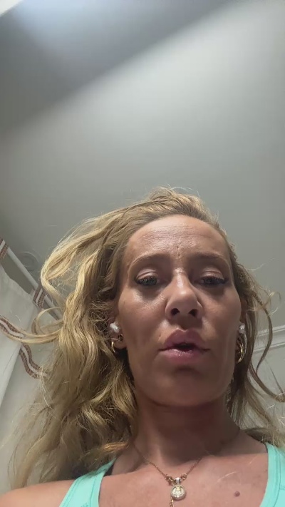yasiiiiiiiiiii2 live cam on Cam4