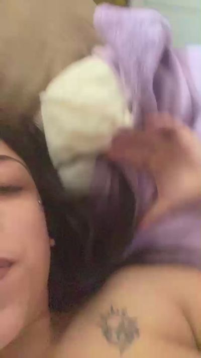 yasmippk live cam on Cam4