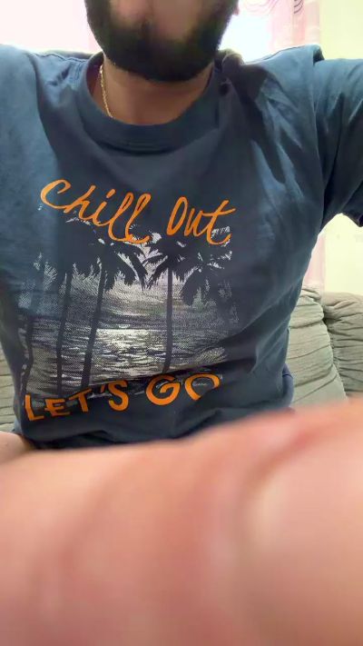 yassine95 live cam on Cam4