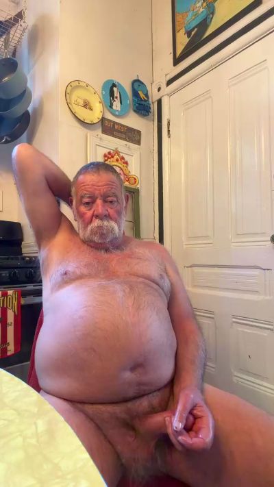 yeehawdick23 live cam on Cam4