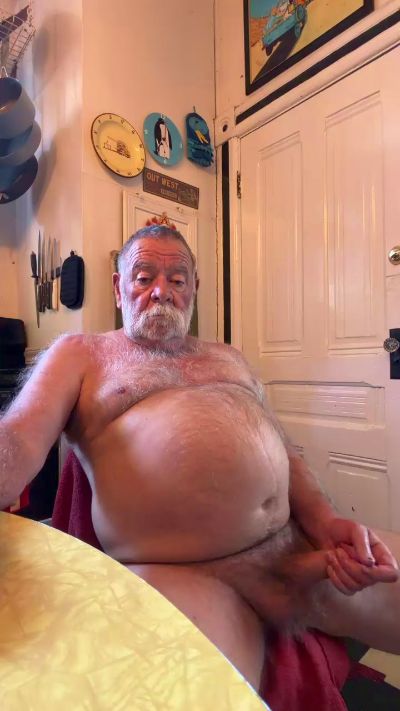 yeehawdick23 live cam on Cam4